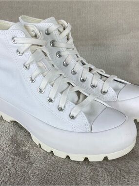 Converse Chuck Taylor All Star Lugged Hi Womens SZ 9 White Canvas Shoes Sneaker